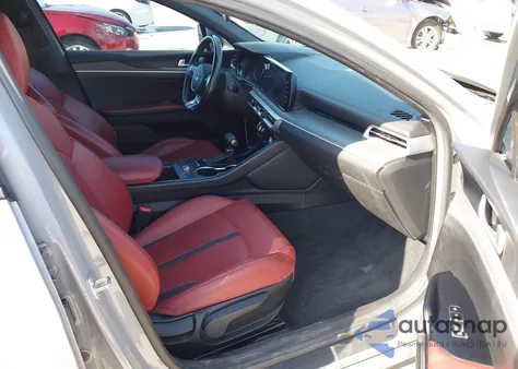 2022 Kia K5 Gt-Line z USA, uszkodzony, nr VIN 5XXG64J29NG113830